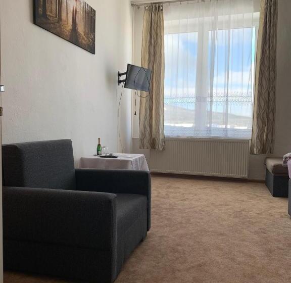 פנסיון Ubytovanie Violet