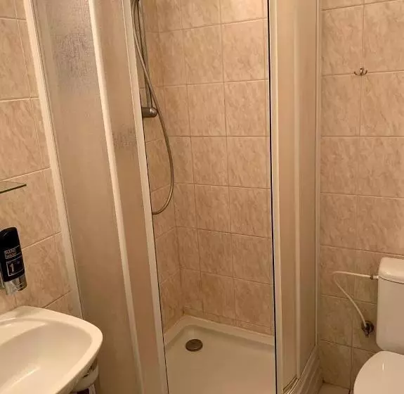 Majatalo Ubytovanie Violet