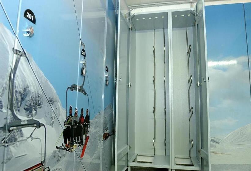 Alphatauern Health Resort   Adults Only 15 Plus