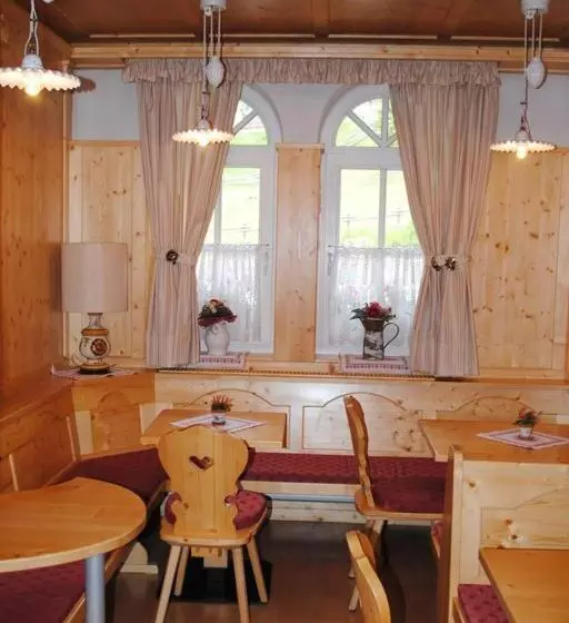 فندق Albergo Bernard