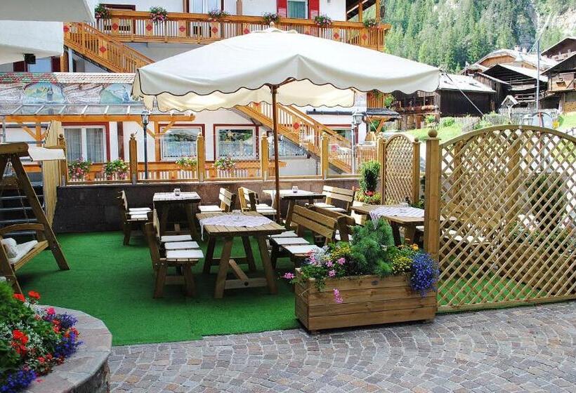 ホテル Albergo Bernard