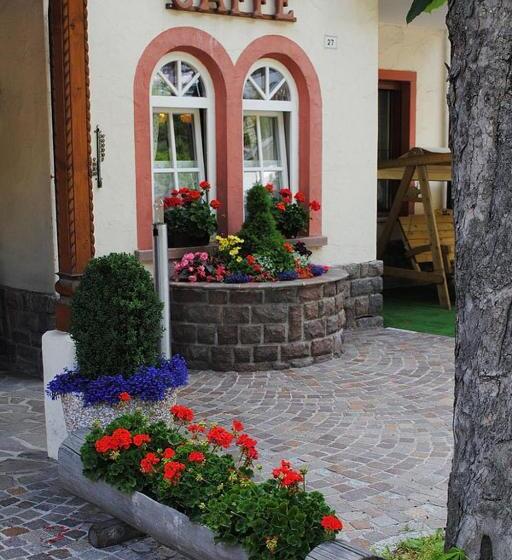 ホテル Albergo Bernard