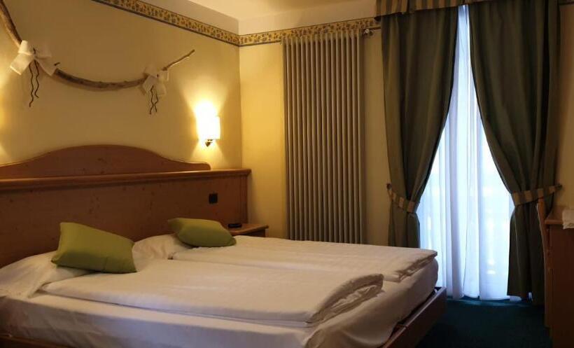 ホテル Albergo Bernard