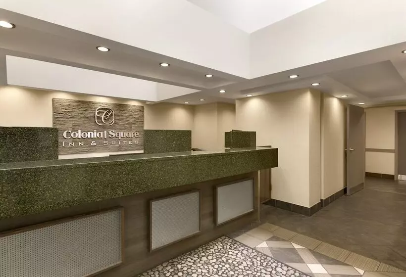 Hotel Colonial Square Inn & Suites