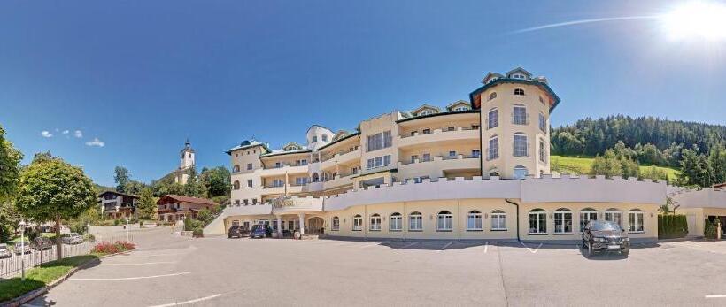 ホテル Das Schlössl