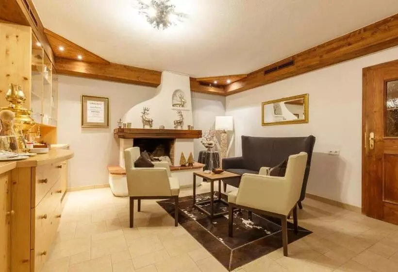 Отель Das Schlössl