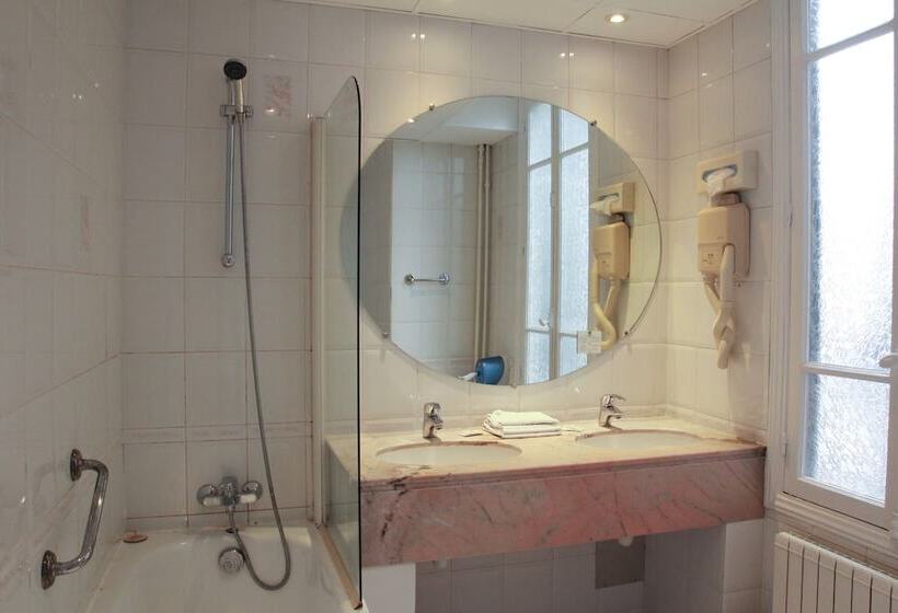 هتل De La Cathedrale