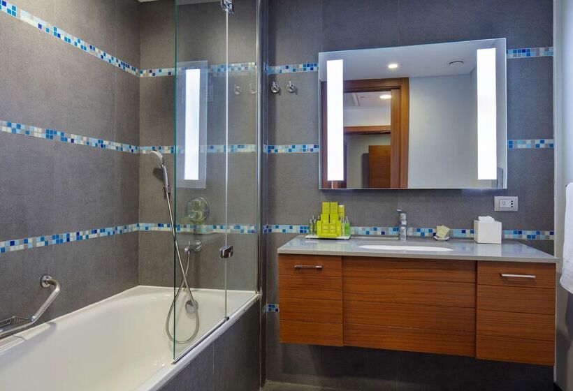 בית מלון כפרי Doubletree By Hilton Kusadasi   Special Class