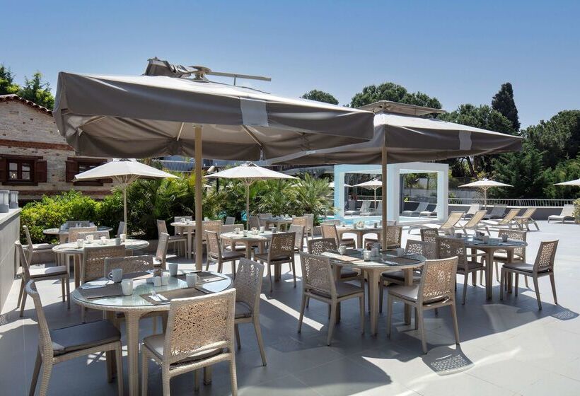 בית מלון כפרי Doubletree By Hilton Kusadasi   Special Class