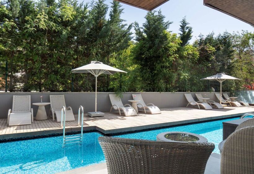 בית מלון כפרי Doubletree By Hilton Kusadasi   Special Class