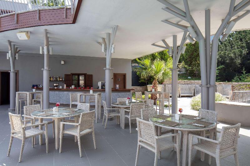 בית מלון כפרי Doubletree By Hilton Kusadasi   Special Class