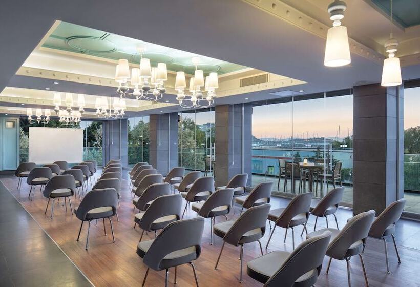 בית מלון כפרי Doubletree By Hilton Kusadasi   Special Class