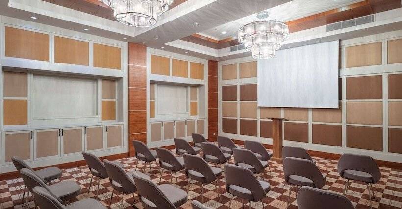 בית מלון כפרי Doubletree By Hilton Kusadasi   Special Class