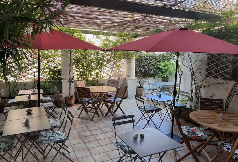 호텔 Eden  La Baigneuse