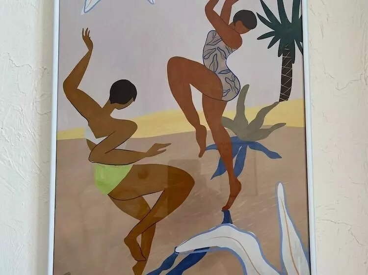 فندق Eden  La Baigneuse