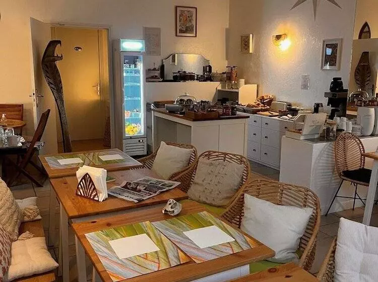 فندق Eden  La Baigneuse