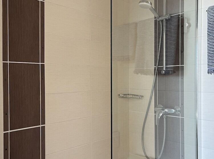 호텔 Eden  La Baigneuse