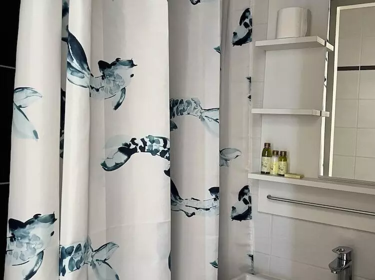 فندق Eden  La Baigneuse