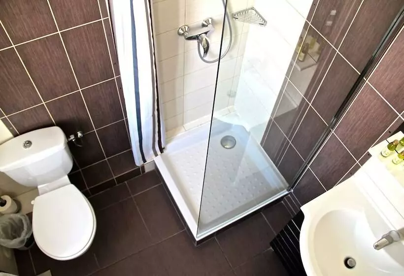 فندق Eden  La Baigneuse