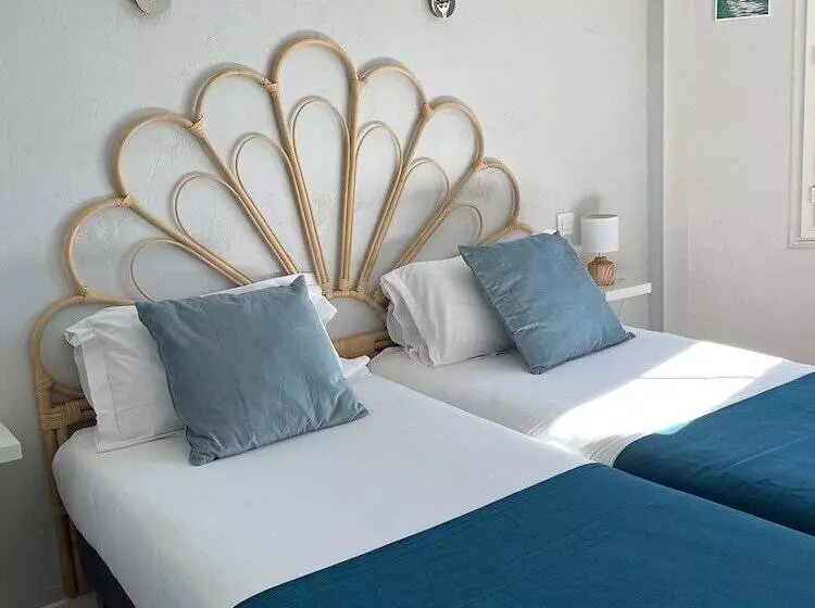 فندق Eden  La Baigneuse