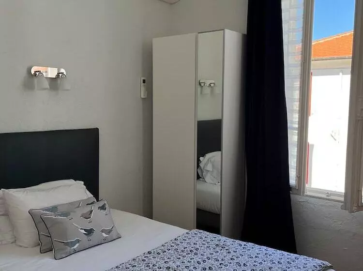 فندق Eden  La Baigneuse