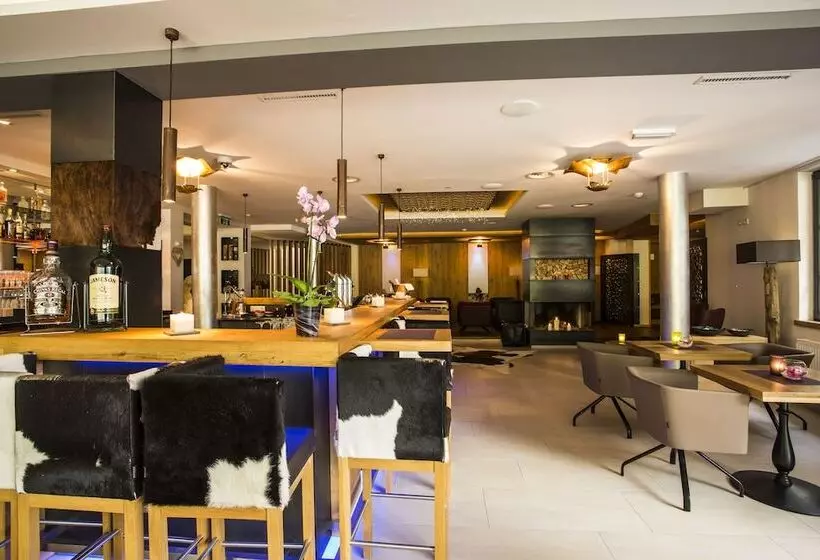 هتل Fliana Ischgl