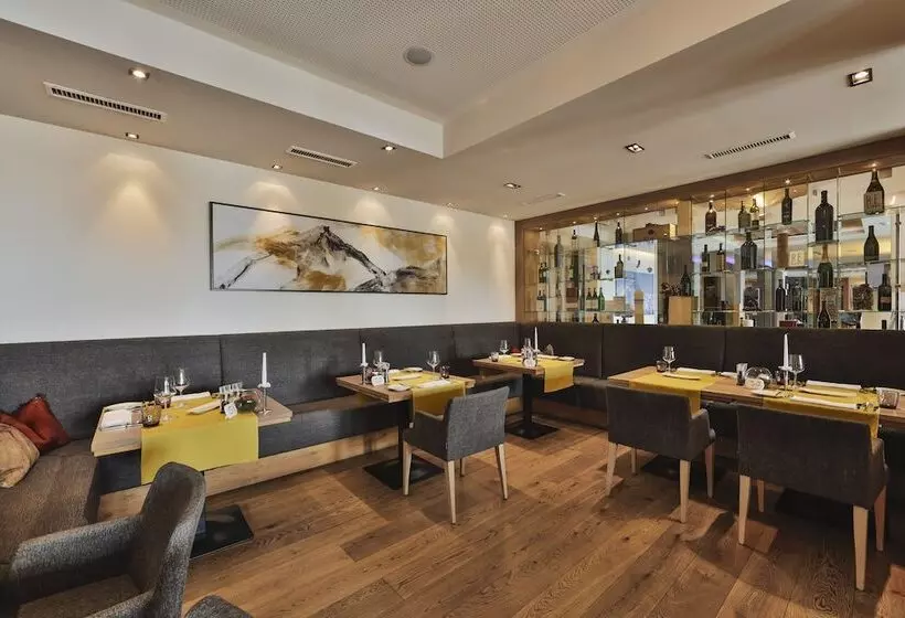 هتل Fliana Ischgl