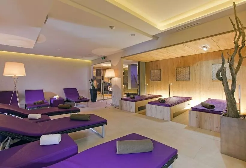 هتل Fliana Ischgl