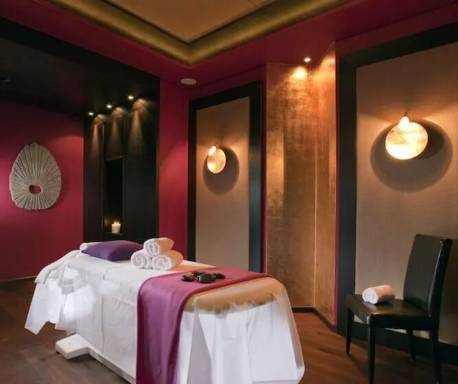 هتل Fliana Ischgl