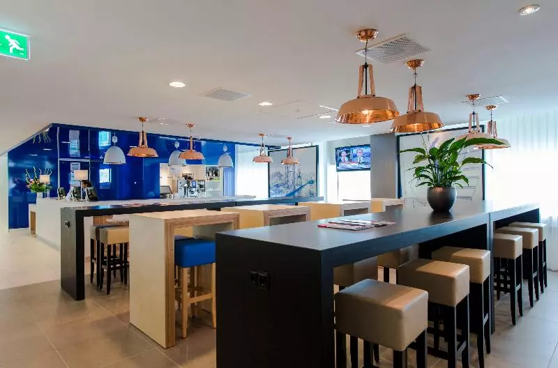 Hotell Holiday Inn Express Rotterdam Central Station, An Ihg