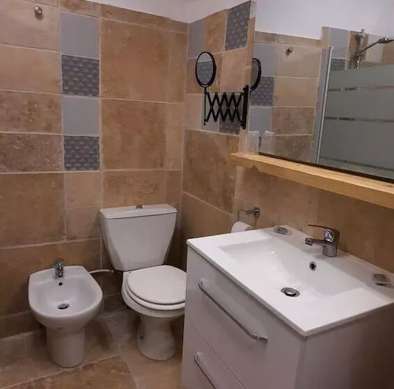 Отель Hôtel Chastellares