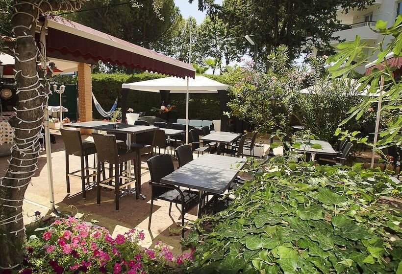 בית מלון כפרי Hôtel Le Derby