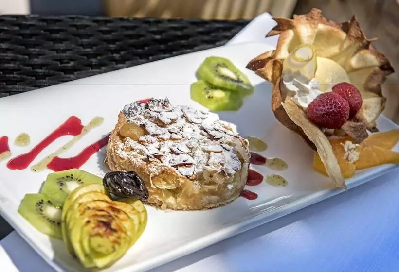 酒店 Hôtel Restaurant Le Calice Du Gevaudan   A75