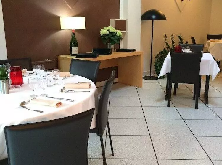 酒店 Hôtel Restaurant Le Calice Du Gevaudan   A75