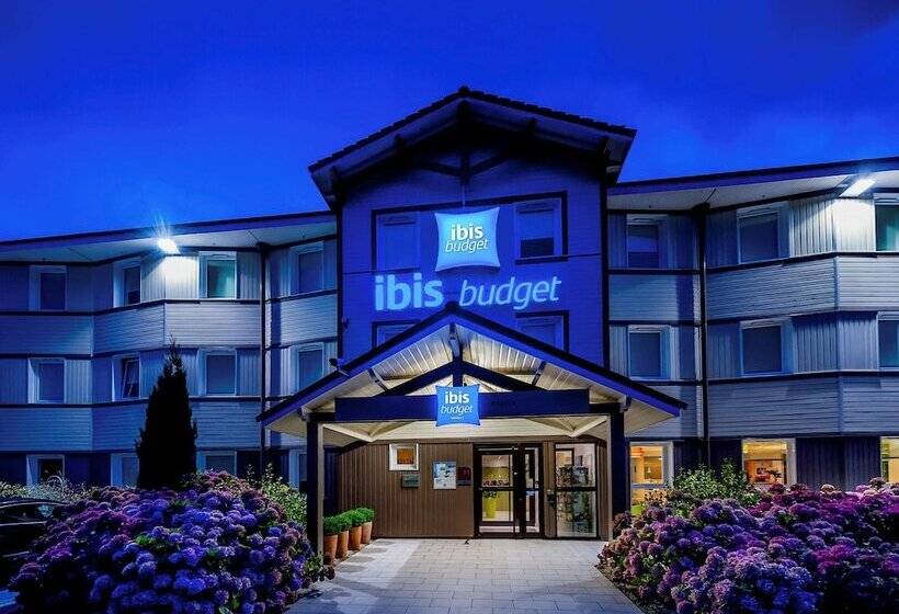 בית מלון כפרי Ibis Budget Bayeux