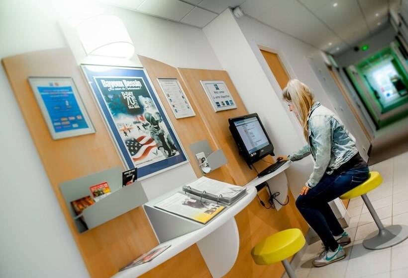 בית מלון כפרי Ibis Budget Bayeux