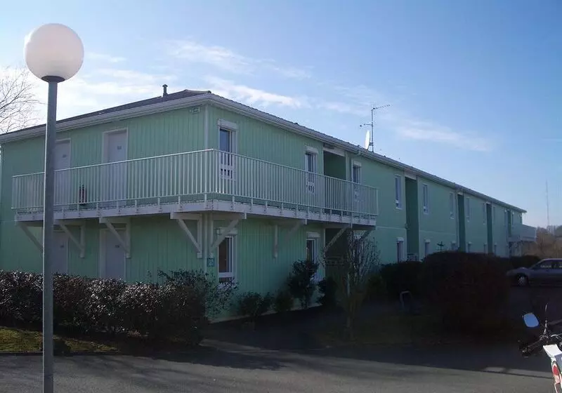 هتل Kyriad Direct Saintes