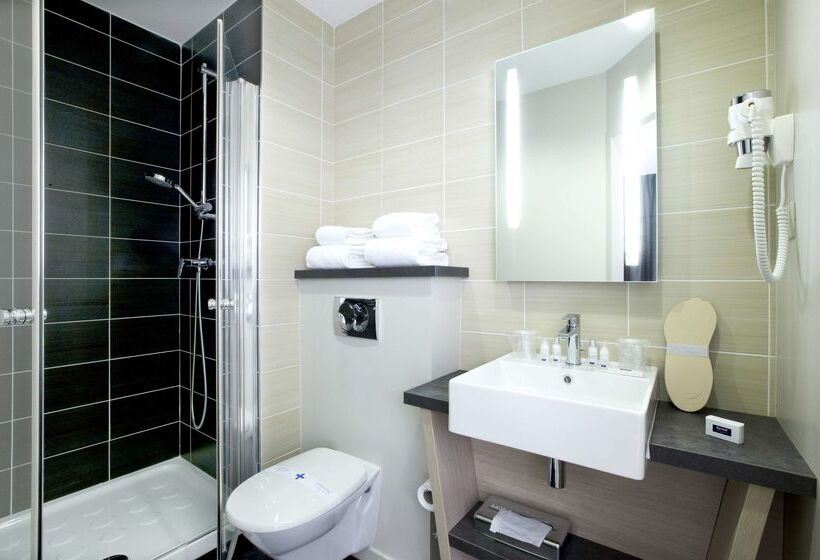 هتل Kyriad Prestige Vannes Centre  Palais Des Arts