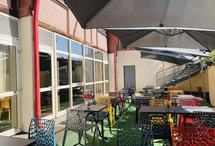 ホテル Le Saint Aubin