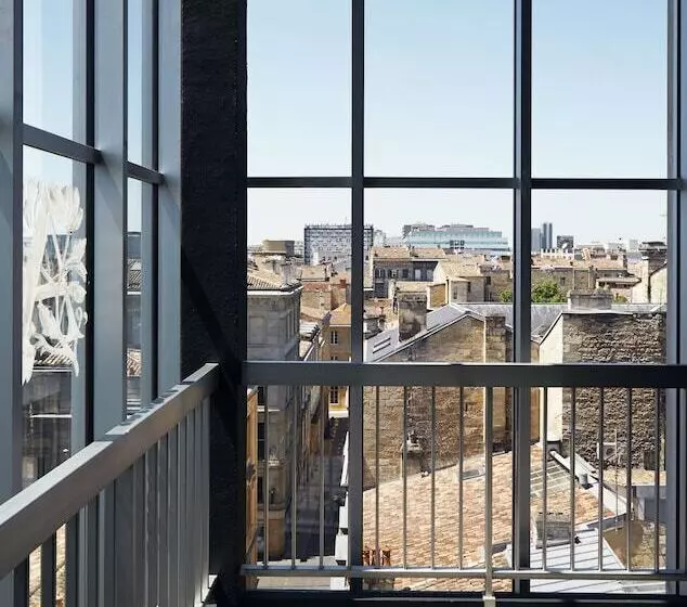 Hotel Mama Shelter Bordeaux Centre