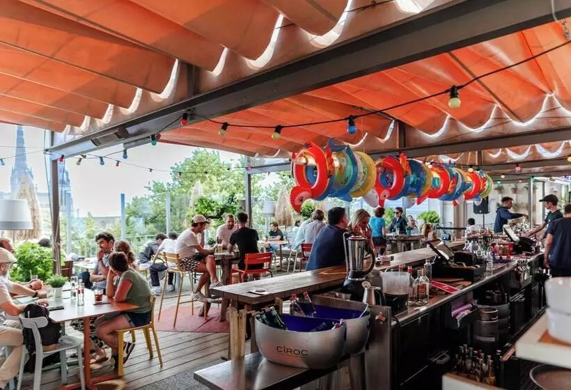 Hotel Mama Shelter Bordeaux Centre