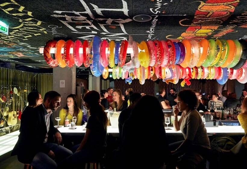 ホテル Mama Shelter Bordeaux Centre