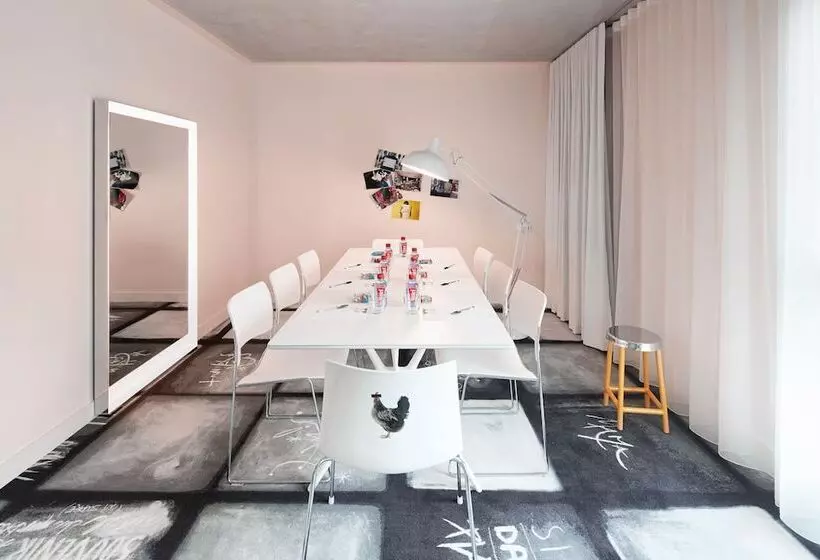 Hotel Mama Shelter Lyon