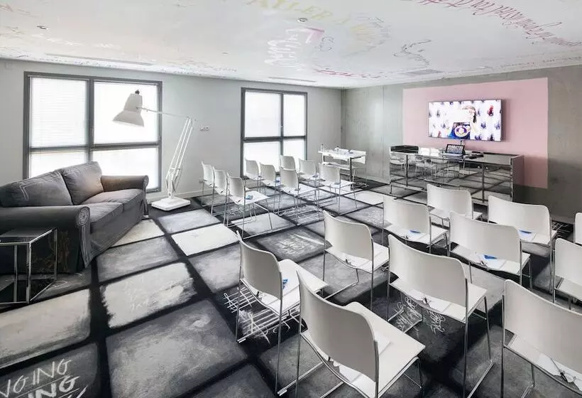 Hotel Mama Shelter Lyon