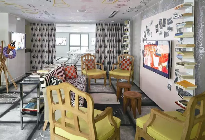 Hotel Mama Shelter Lyon