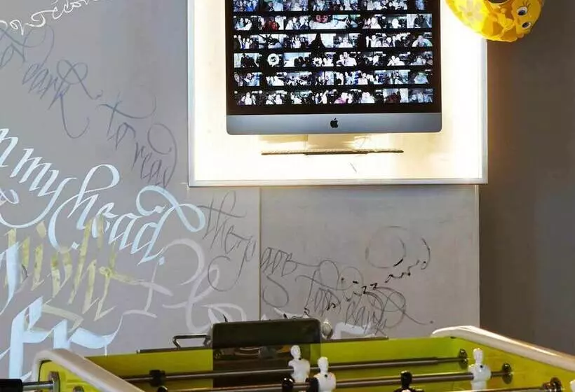 Hotel Mama Shelter Lyon