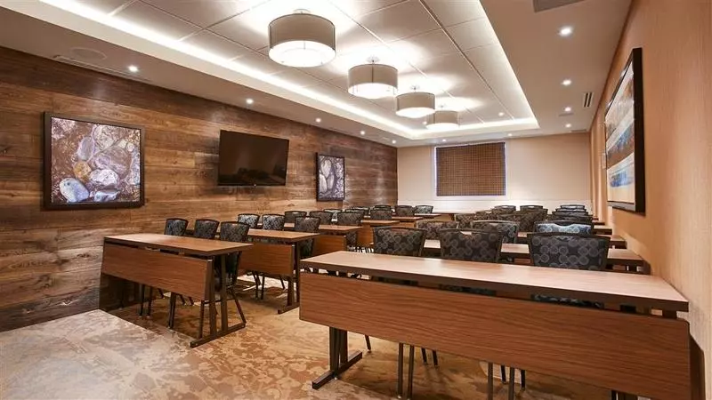 ホテル Mountain View Inn & Suites