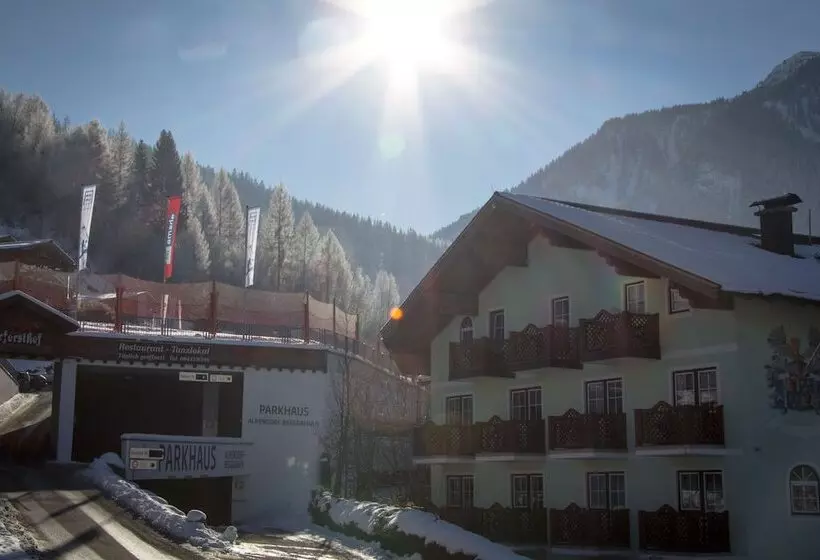 호텔 Rothirsch By Skinetworks