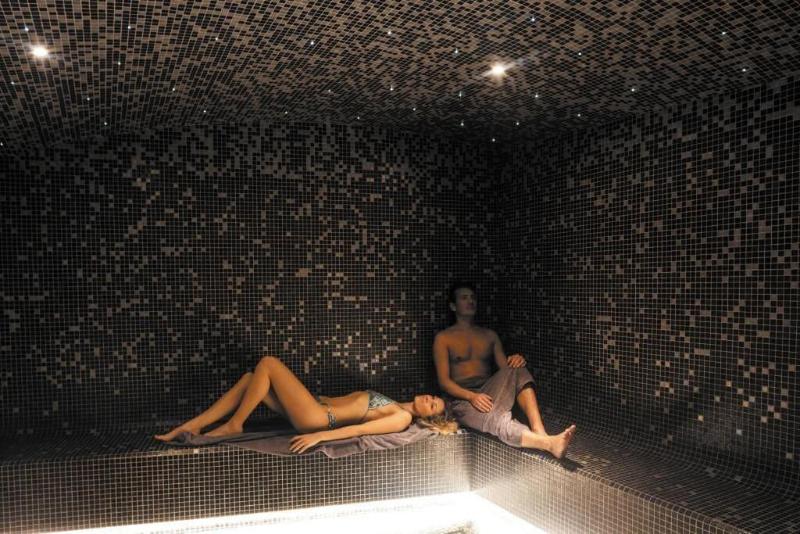 هتل Thalazur Cabourg Hôtel & Spa