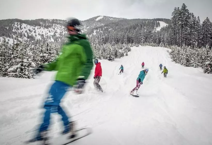 בית מלון כפרי The Approach